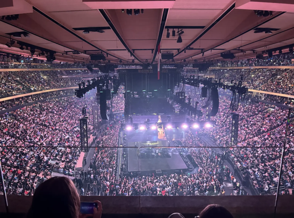 Billie Eilish sells out Madison Square Garden